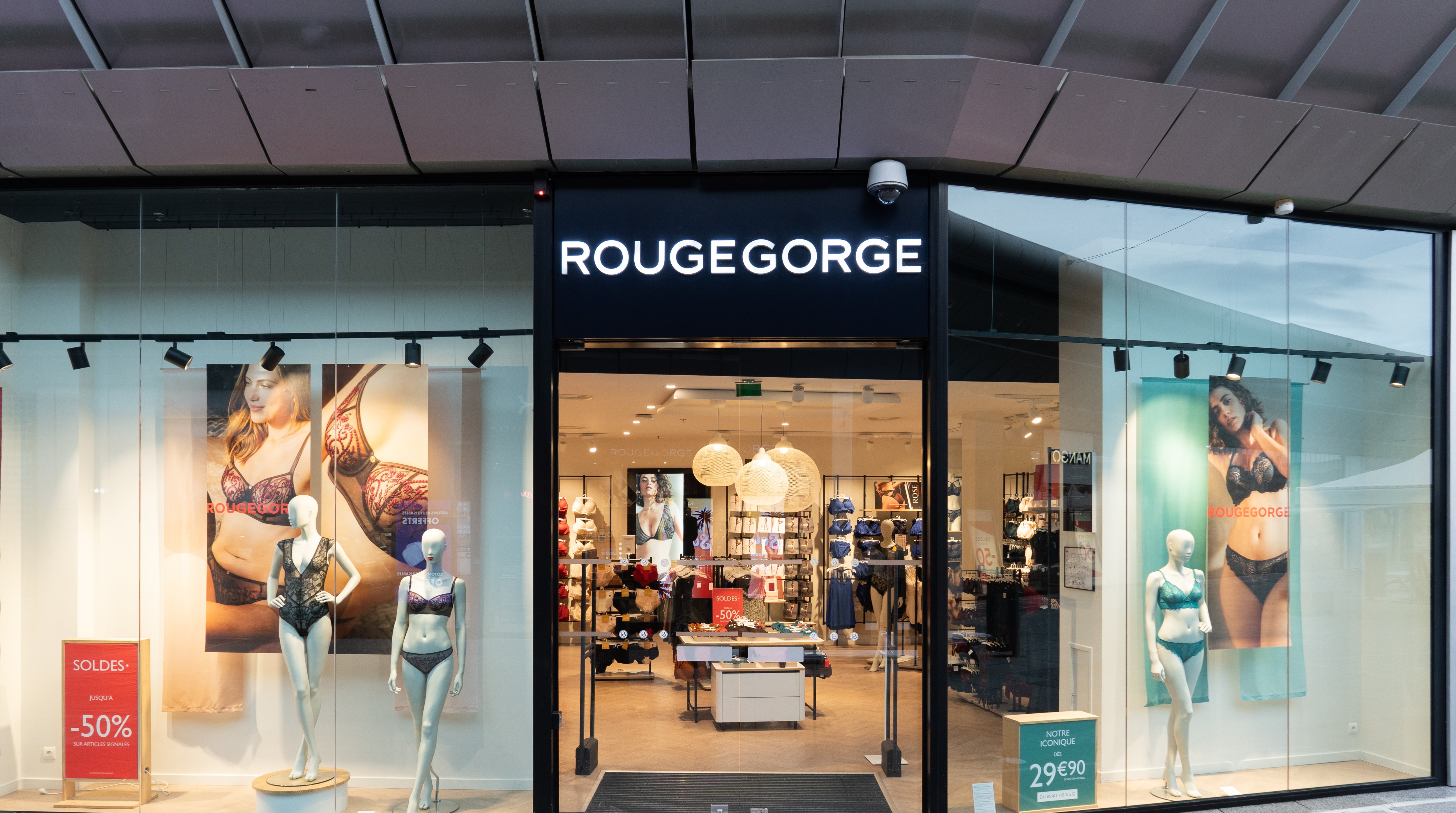 Rouge gorge magasin de sous online vetement